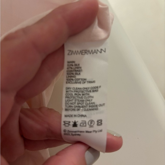 Zimmermann skirt. Size 0. Lined. Never worn. Pristine. - Picture 4 of 4